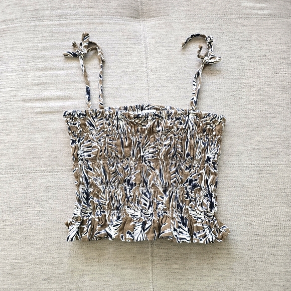 Habitual Tops - Habitual White, Brown, Black Print Women's Smocked Top Sz Medium